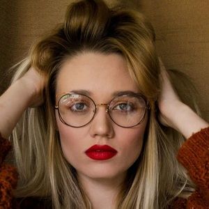 Meet your Posher, Jenna